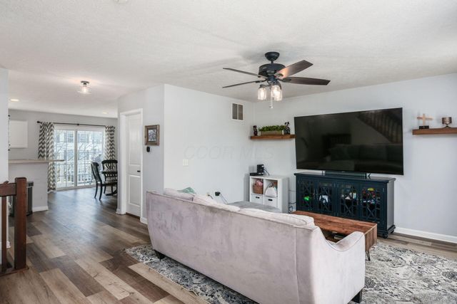 326 Silver Maple Drive, Blacklick, OH 43004