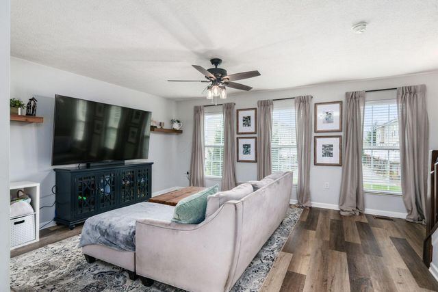 326 Silver Maple Drive, Blacklick, OH 43004