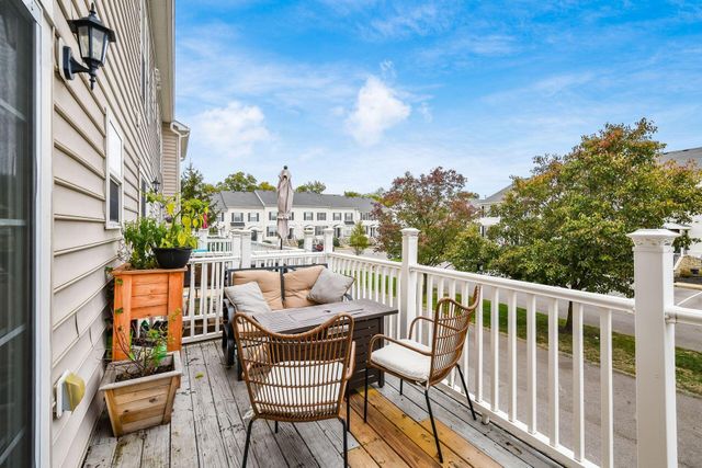 326 Silver Maple Drive, Blacklick, OH 43004