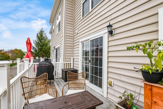 326 Silver Maple Drive, Blacklick, OH 43004