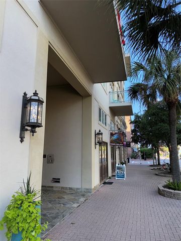 2208 Post Office Street 105, Galveston, TX 77550