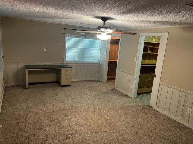 406 S Main Street, Euless, TX 76040