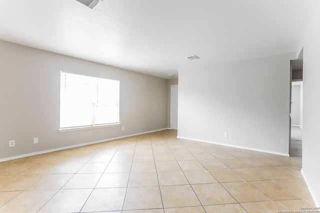 6607 Flatstone, Converse, TX 78109