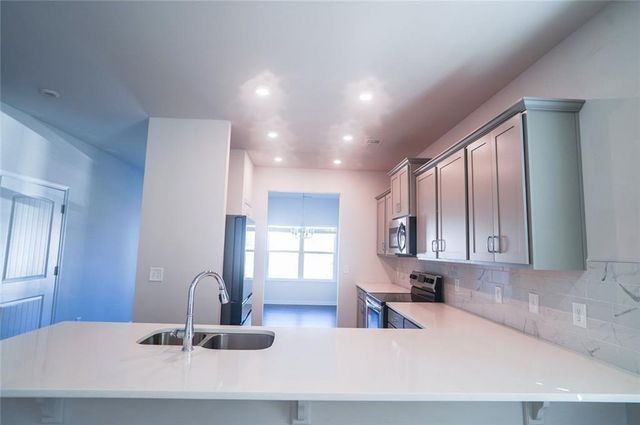 237 Sycamore Drive, Calhoun, GA 30701