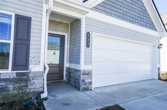 237 Sycamore Drive, Calhoun, GA 30701