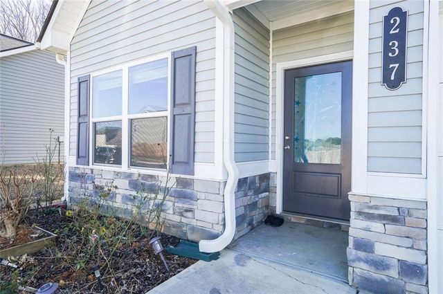 237 Sycamore Drive, Calhoun, GA 30701