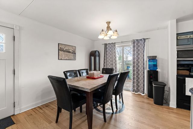 6140 W 99th Street, Oak Lawn, IL 60453