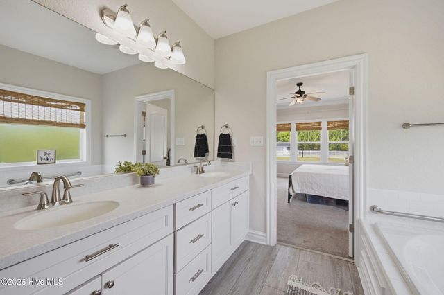 161 Moyock Landing Drive, Moyock, NC 27958