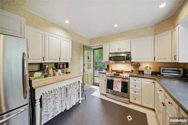 351 Franklin Road, Denville Township, NJ 07834