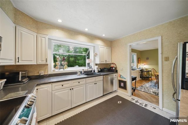 351 Franklin Road, Denville Township, NJ 07834