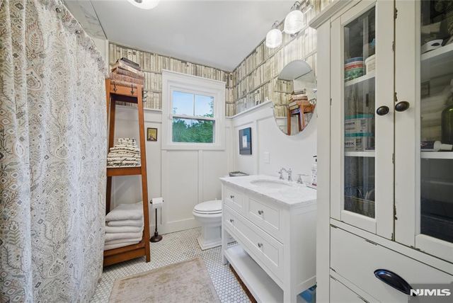 351 Franklin Road, Denville Township, NJ 07834