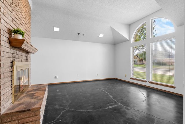 2315 Stone Glen Lane, Carrollton, TX 75007