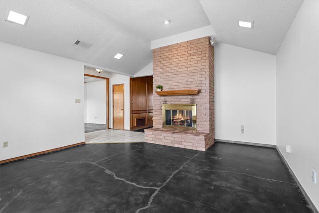 2315 Stone Glen Lane, Carrollton, TX 75007