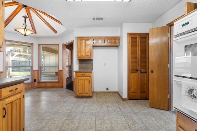 2315 Stone Glen Lane, Carrollton, TX 75007