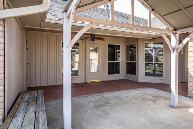 2315 Stone Glen Lane, Carrollton, TX 75007