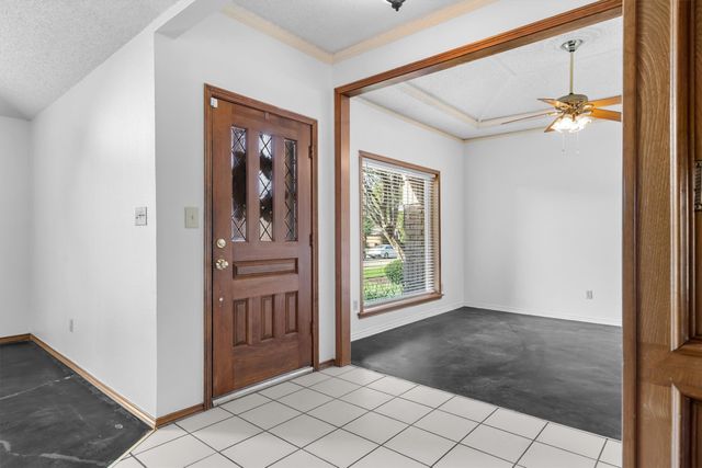 2315 Stone Glen Lane, Carrollton, TX 75007