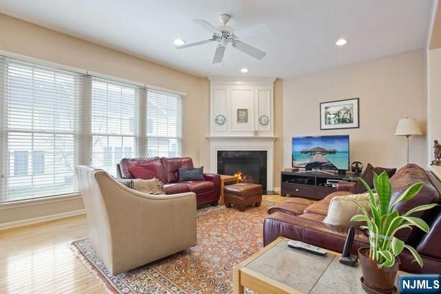 47 Mulberry Court, Paramus, NJ 07652