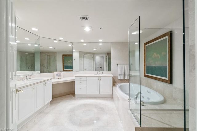 3971 Gulf Shore BLVD N # 501, Naples, FL 34103