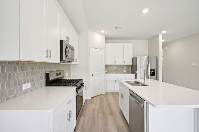 2207 Rannoch Street, Sherman, TX 75092