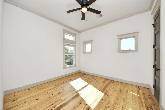 1202 Archer Street, Houston, TX 77009