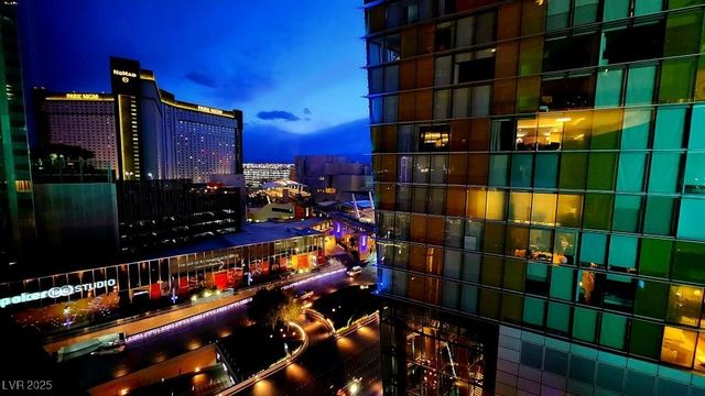 3722 Las Vegas Boulevard 809, Las Vegas, NV 89158