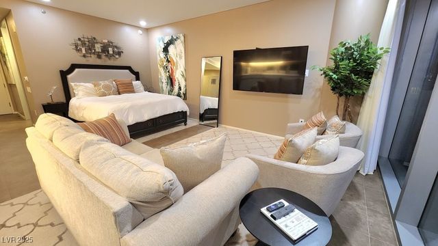 3722 Las Vegas Boulevard 809, Las Vegas, NV 89158