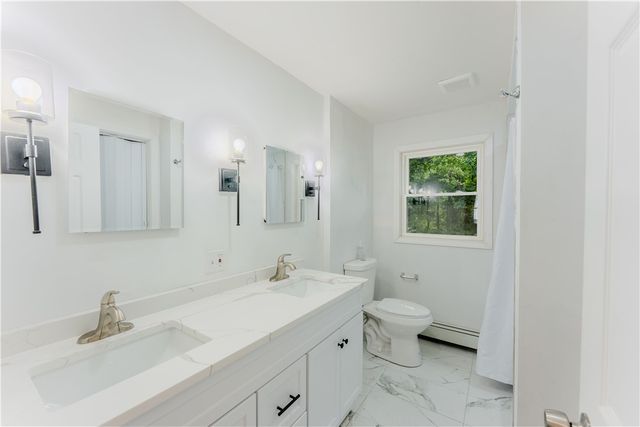 31 ridgeway Avenue, Providence, RI 02909
