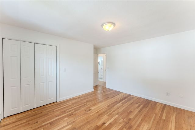 31 ridgeway Avenue, Providence, RI 02909