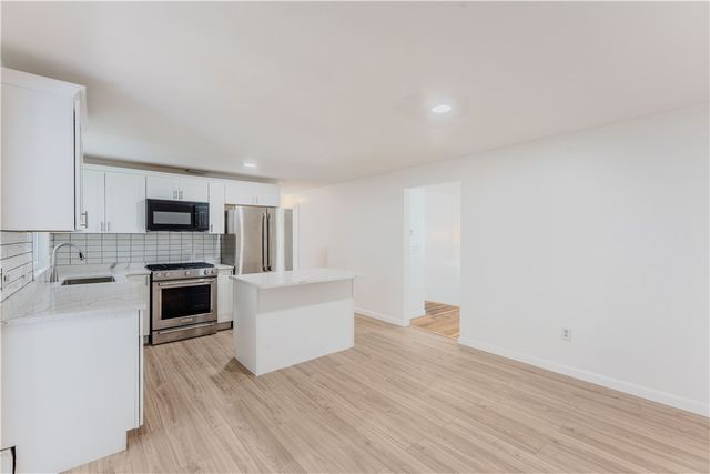 31 ridgeway Avenue, Providence, RI 02909
