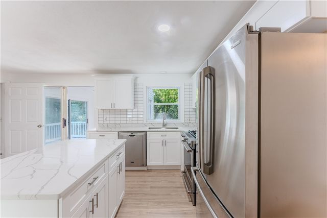 31 ridgeway Avenue, Providence, RI 02909