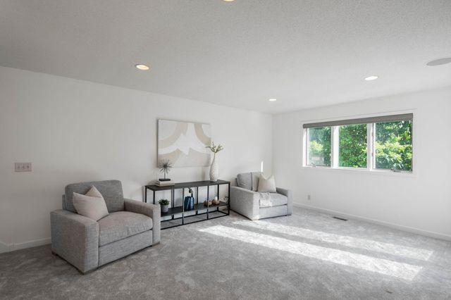 506 River Street, Minneapolis, MN 55401