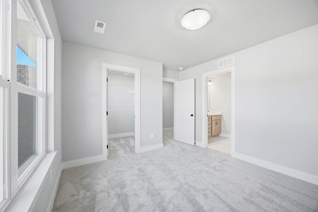 901 Walnut Drive, Norwalk, IA 50211