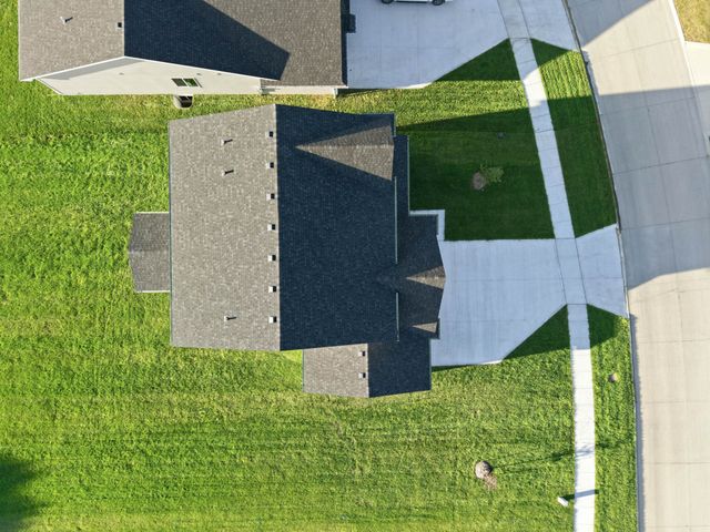 901 Walnut Drive, Norwalk, IA 50211