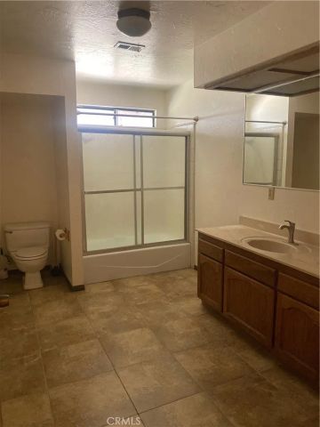 21186 Standing Rock Avenue, Apple Valley, CA 92307