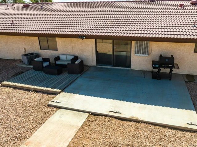 21186 Standing Rock Avenue, Apple Valley, CA 92307