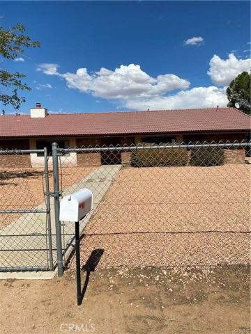 21186 Standing Rock Avenue, Apple Valley, CA 92307
