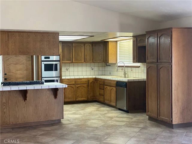 21186 Standing Rock Avenue, Apple Valley, CA 92307