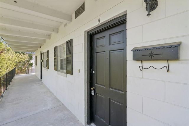 791 LAKE AVENUE 5, Clermont, FL 34711