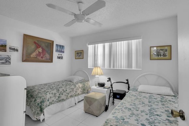 2751 E Sunrise Lakes Drive 204, Sunrise, FL 33322