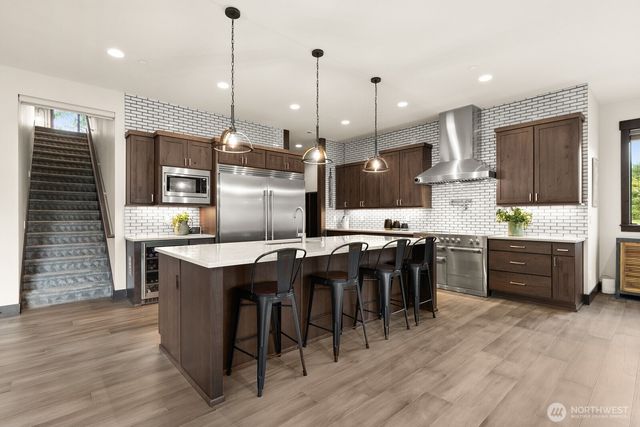 35945 SE 49th Street, Fall City, WA 98024