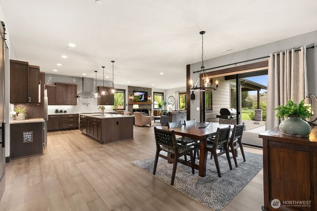 35945 SE 49th Street, Fall City, WA 98024