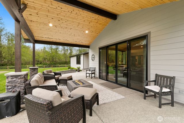 35945 SE 49th Street, Fall City, WA 98024