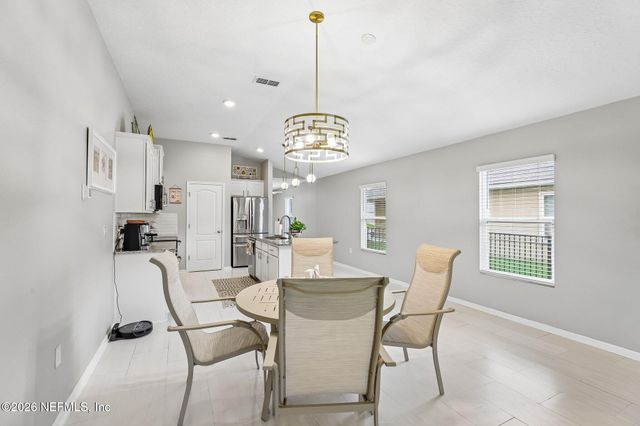 8153 MEADOW WALK Lane, Jacksonville, FL 32256