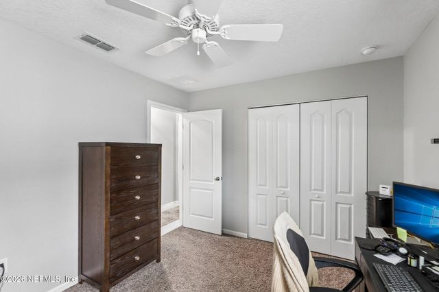 8153 MEADOW WALK Lane, Jacksonville, FL 32256
