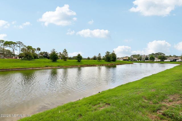8153 MEADOW WALK Lane, Jacksonville, FL 32256