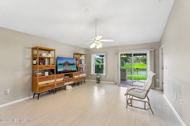 8153 MEADOW WALK Lane, Jacksonville, FL 32256