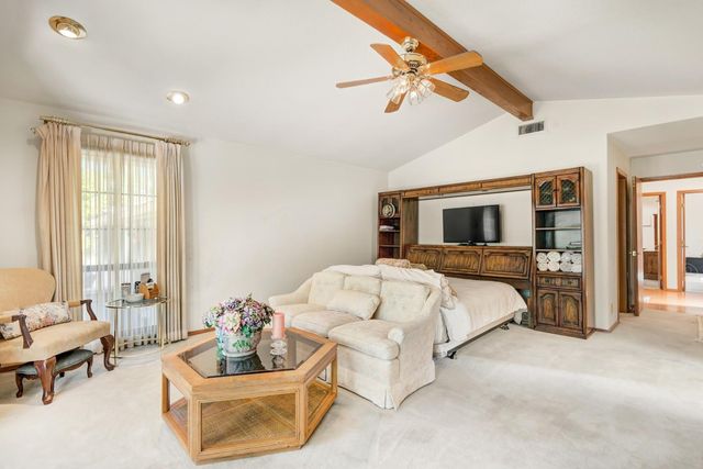 2952 Royce Dr, Rescue, CA 95672