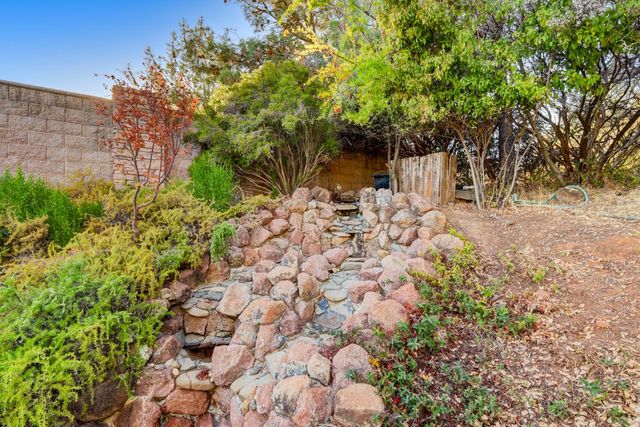 2952 Royce Dr, Rescue, CA 95672