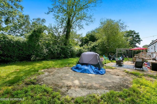 25 Laurelton Avenue, Jackson, NJ 08527