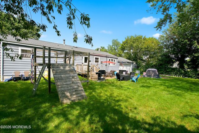 25 Laurelton Avenue, Jackson, NJ 08527